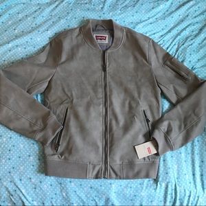 levi's men's faux suede lightweight trucker bomber jacket